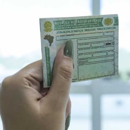 Detran-PR divulga lista dos 4 mil selecionados no primeiro edital da CNH Social