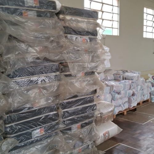 CASTRO: Moradores que ainda precisam de&nbsp;doações devem procurar o Cras