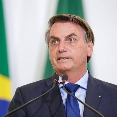 Jair Bolsonaro tem alta após três semanas internado em Brasília