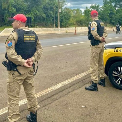 Feriado nas estradas: PMPR apreende 68 kg de maconha e prende 7 por embriaguez ao volante