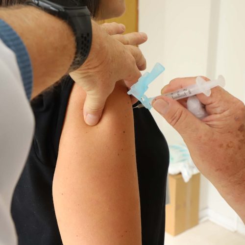 Dia D de multivacinação no Paraná será no sábado; meta é atingir 300 mil doses aplicadas