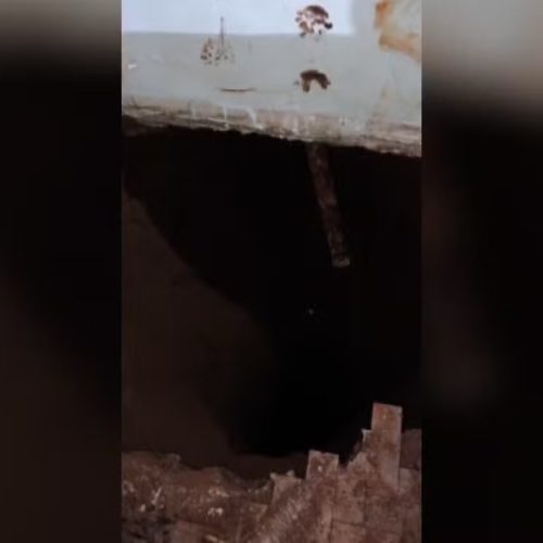 Mãe e filha morrem ao caírem em fossa após piso da casa desabar, no Paraná