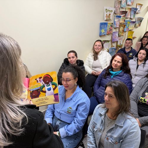 Dia D da Alfabetização marca lançamento do PodLer e reforça as Árvores Literárias nas escolas e CMEIs de Castro