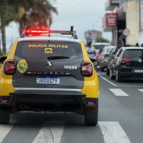 Homem em surto mobiliza atendimento na região da rodoviária em Carambeí