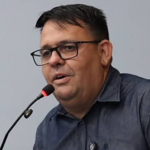 Vereador é baleado pelo genro durante confusão em frente à própria residência em PG 