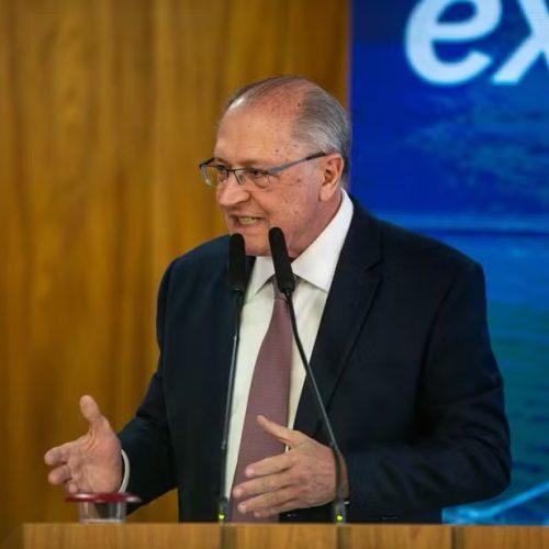 Prefeitos da região se unem em Brasília para discutir impactos da tarifa de 50% dos EUA