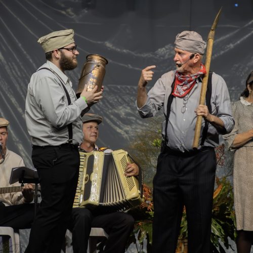 Museu Parque Histórico de Carambeí celebra o Dia do Colono com&nbsp;o Pot-pourri teatral revivendo a trajetória dos colonos imigrantes