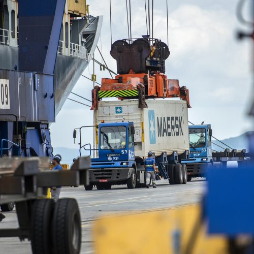 Portos do Paraná registram maior movimentação de agosto da série histórica