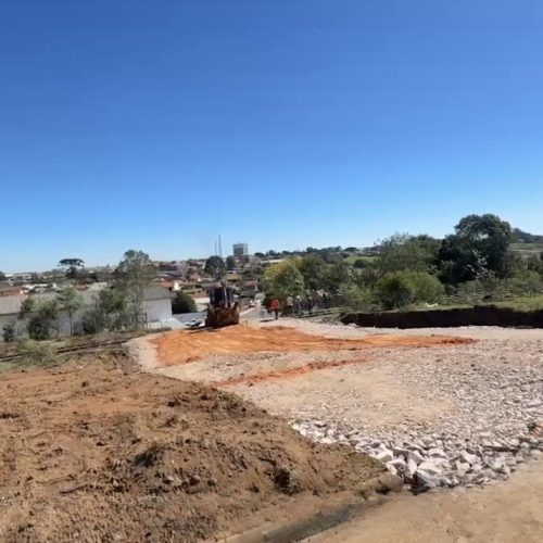 Prefeitura de Carambeí abre novo acesso entre os bairros Jardim Brasília e Campinho Pequeno