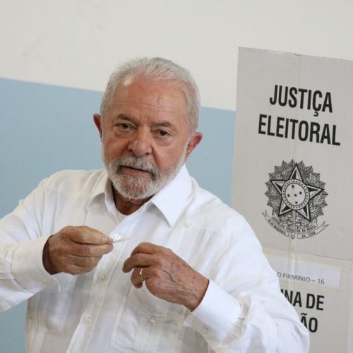 Lula tem 3.192 votos em Carambeí no primeiro turno das eleições
