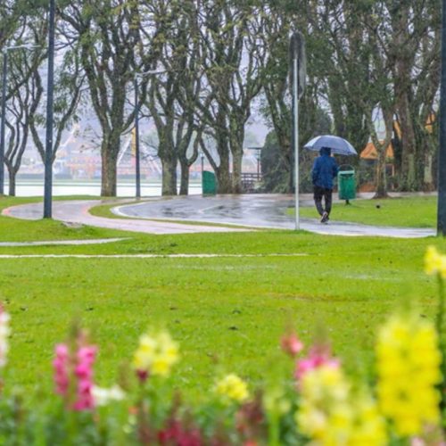 Semana começa com chuva e Paraná terá instabilidade até o feriado