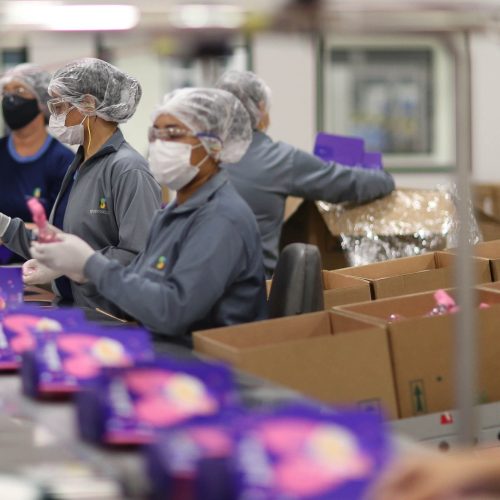 Com alta de 4,3%, Paraná registra 3ª maior alta industrial do País em 2025, mostra IBGE