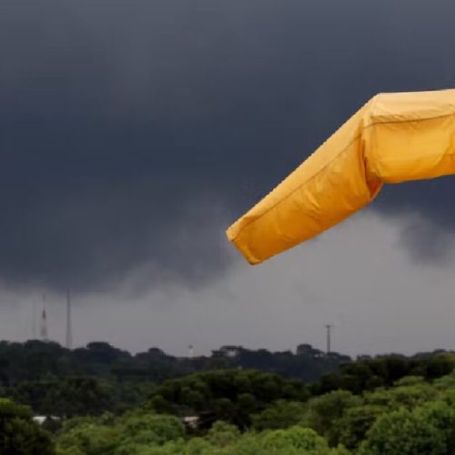 Inmet emite alerta amarelo de tempestade e ventos fortes no Paraná