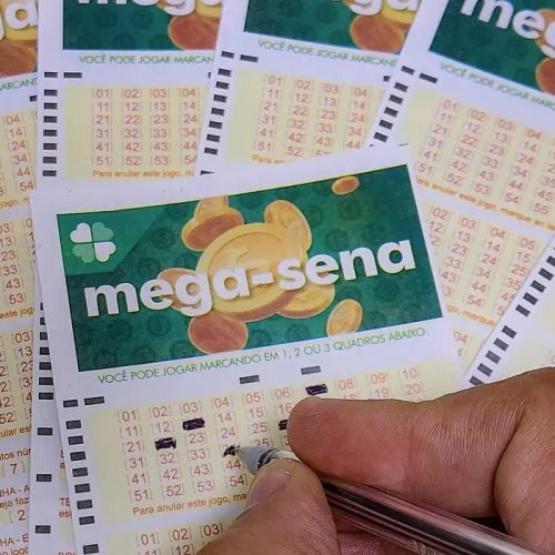 Mega-Sena acumula novamente e prêmio principal vai para R$ 100 milhões