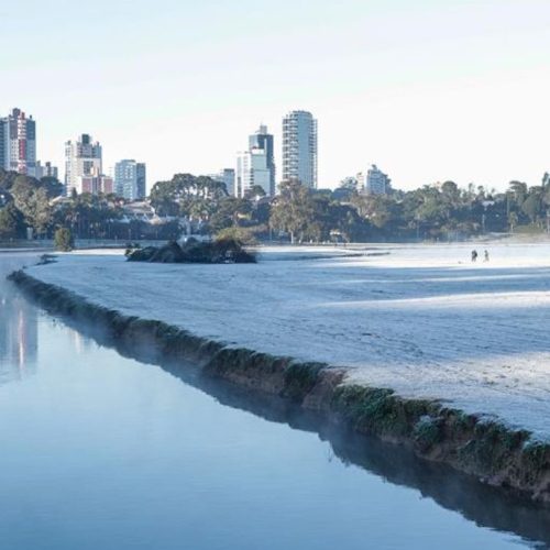 Alerta de geada atinge cinco estados nesta terça; mínima pode chegar a 3°C