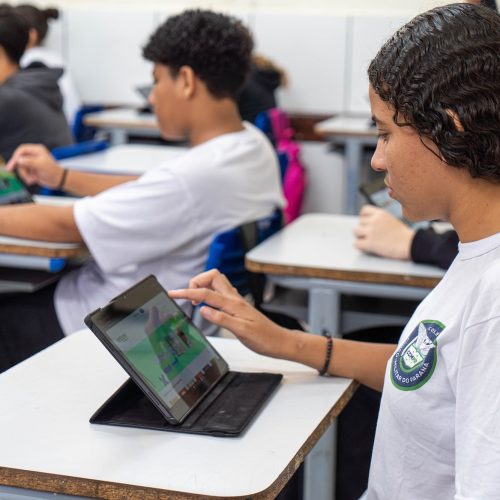 Com 10,4 mil alunos aprovados, Paraná lidera Olimpíada de Inovação, Ciência e Tecnologia