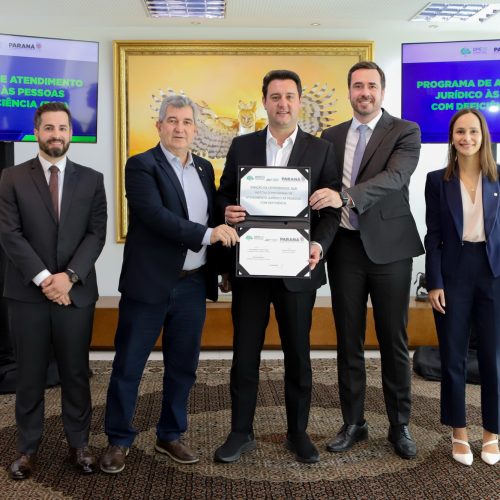 Governador sanciona lei que garante atendimento gratuito da Defensoria Pública a PCDs