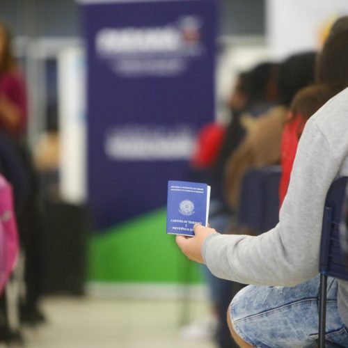 Com 21,8 mil vagas, Paraná tem oportunidades de emprego em todos os setores