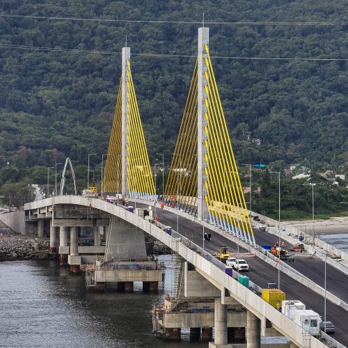Faltam 15 dias para a inauguração: Ponte de Guaratuba recebe juntas de dilatação