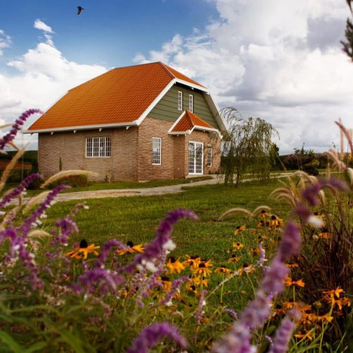 Primavera começa com chegada de frente fria, temporais e fortes ventos