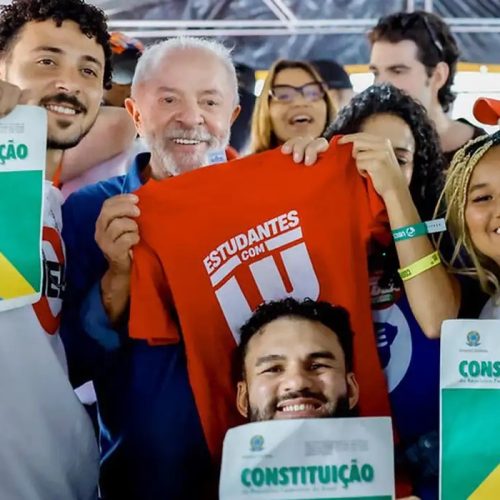 Lula garante versão universitária do “Pé de Meia” caso seja reeleito