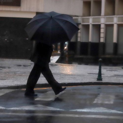Chuva forte vai baixar as temperaturas no Paraná nos próximos dias