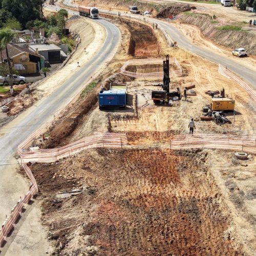 Restauração em concreto da PR-151 entre Ponta Grossa e Palmeira chega perto de 50%