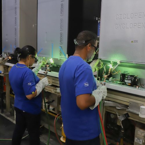 Capital e Interior em alta: 82% dos municípios têm saldo positivo de empregos em 2025