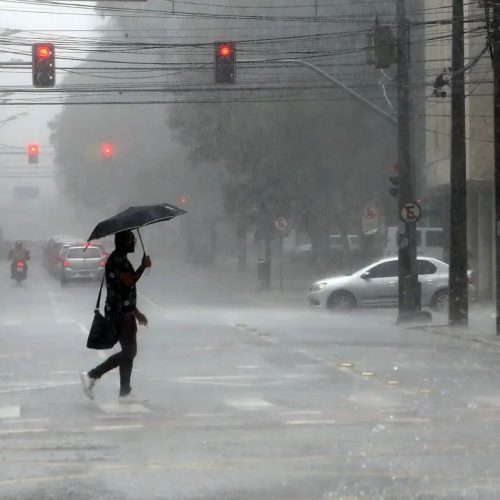 Paraná segue com risco de fortes tempestades; veja regiões mais afetadas
