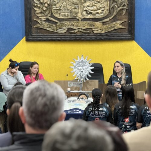 Carambeí se despede do professor Catarina com homenagens e aplausos na Câmara Municipal