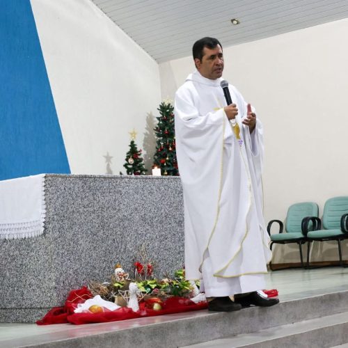 Comunidade se despede do Padre Marcelo Carmo em Missa Jubilar em Carambeí