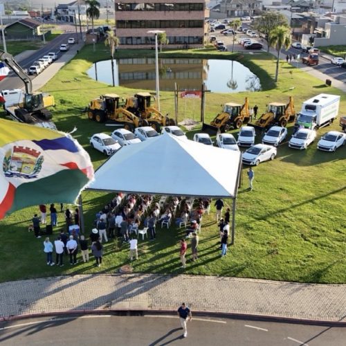 Carambeí recebe novos veículos e maquinários em investimento de mais de R$ 4,7 milhões