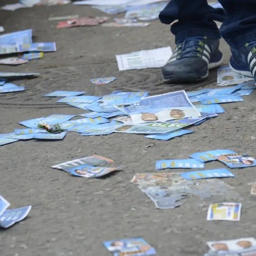 Pedir votos e fazer propaganda: saiba o que é proibido no dia de votar