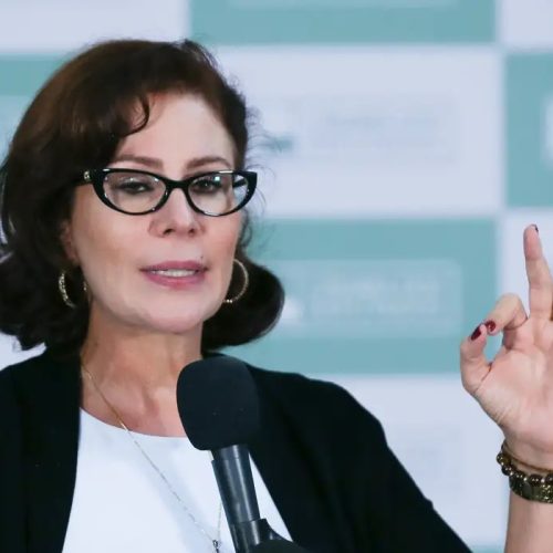 Alexandre de Moraes decreta prisão de Carla Zambelli