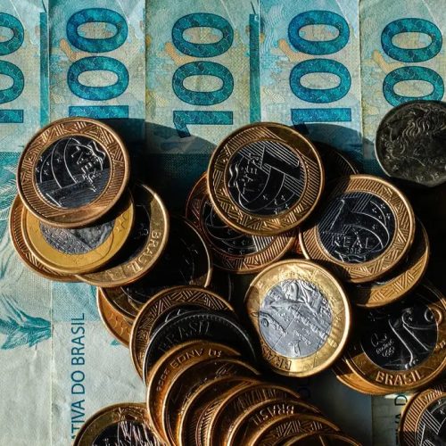 Beneficiários com NIS de final 6 recebem Bolsa Família de julho