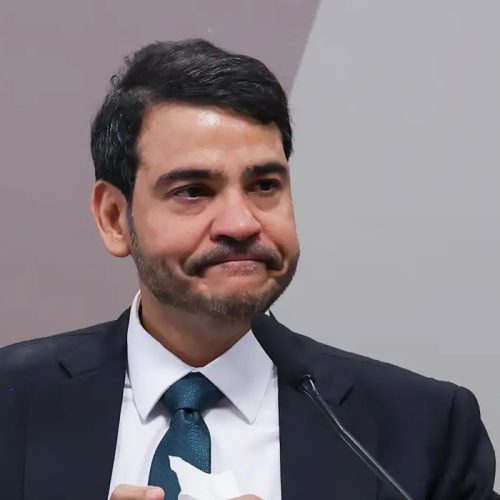 Senado rejeita indicação de Messias para STF