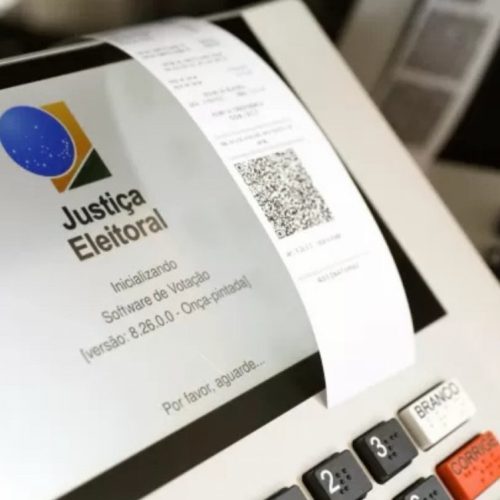 Contabilização de votos é pausada pelo TSE em função do adiamento