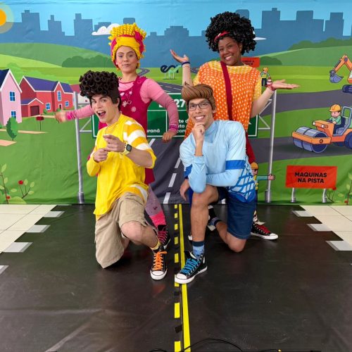 Projeto de teatro sobre segurança no trânsito chega a Carambeí