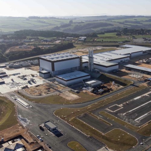 Ambev recebe autorização para operar fábrica de vidros em Carambeí