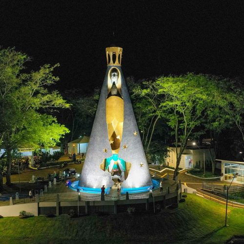 Dia da Padroeira: fé, cultura e turismo atraem milhares de turistas ao Paraná em outubro