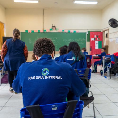 100 mil alunos da rede estadual fazem a Prova Paraná Mais nesta semana