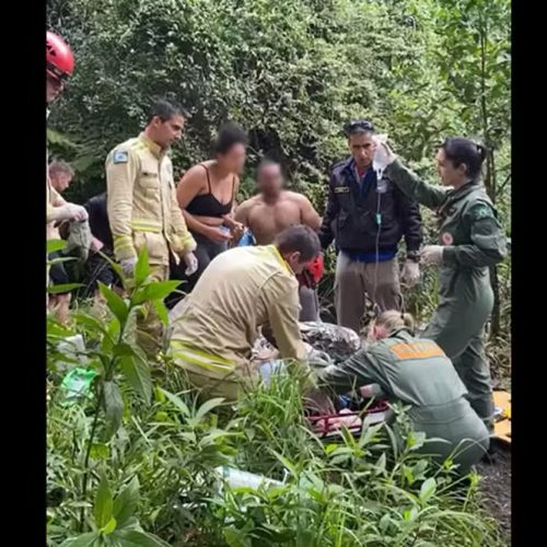Jovem morre após cair de altura de oito metros de cachoeira no Paraná