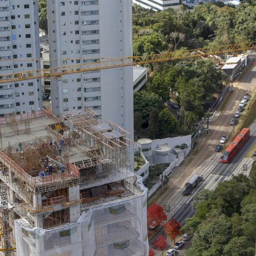 Da indústria ao comércio: Agências do Trabalhador do Paraná reúnem 23,4 mil vagas