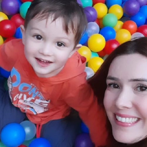 Mãe e filho morrem em acidente no Paraná