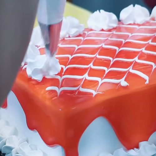 Appeldorn Atacado vai sortear R$ 20 mil em prêmios dentro de um bolo gigante de 30 metros