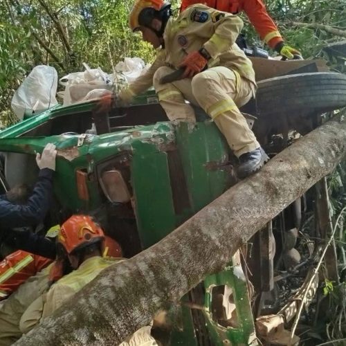 Moradora de Carambeí morre em acidente com caminhão de recicláveis