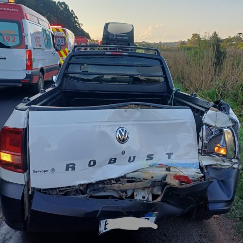 Veículo com placas de Carambeí está entre os envolvidos em acidente na BR-376
