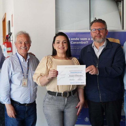 Sanepar e prefeitura de Carambeí firmam parceria para levar água tratada à área rural